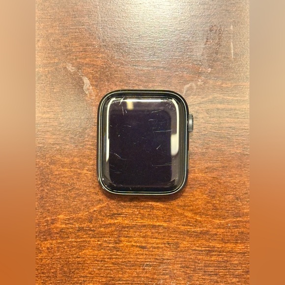 Apple Watch Series 6 (44mm) with New in the Box Black Authentic Apple Watch Band - Picture 3 of 11